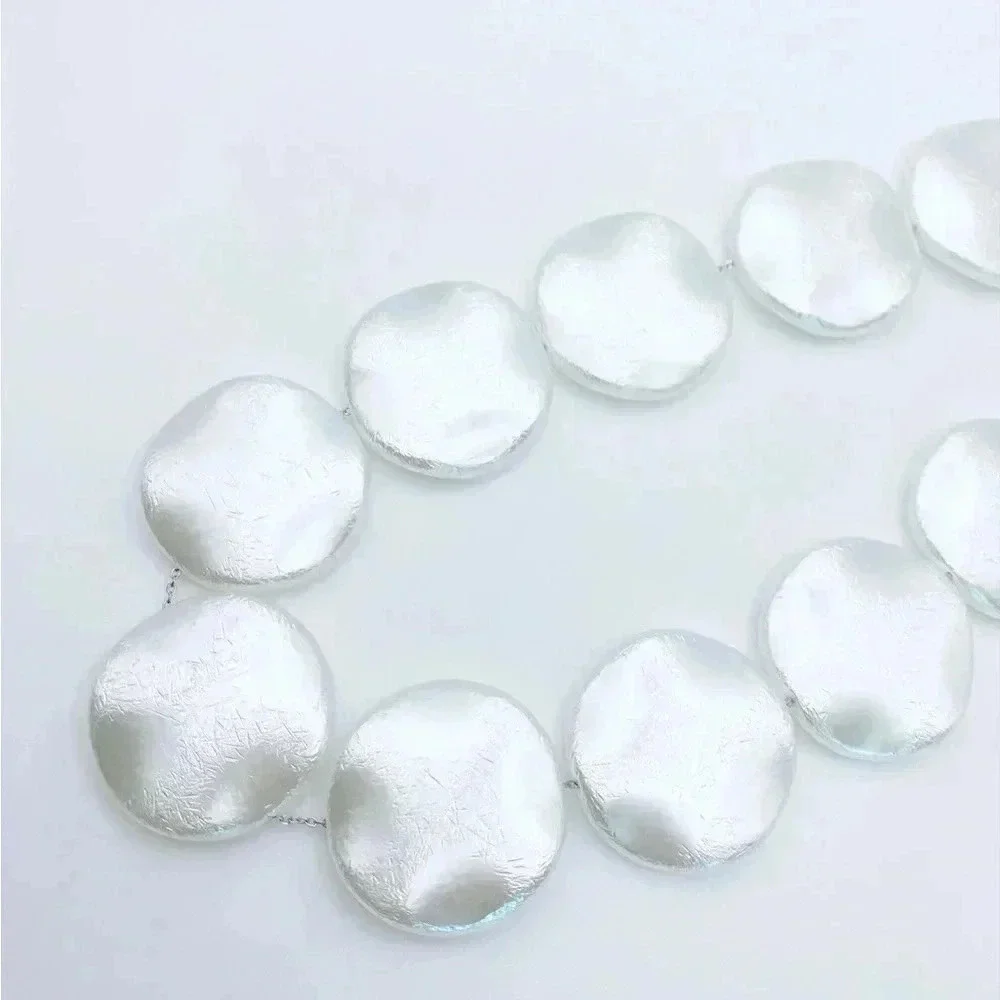 Pearl Necklace - Picture 2 of 5